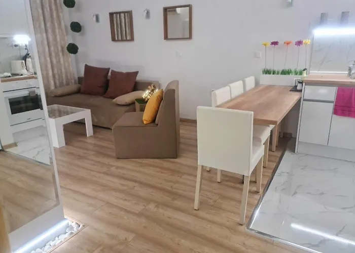 Aglaya 2 - Bay Apartment Pomorie
